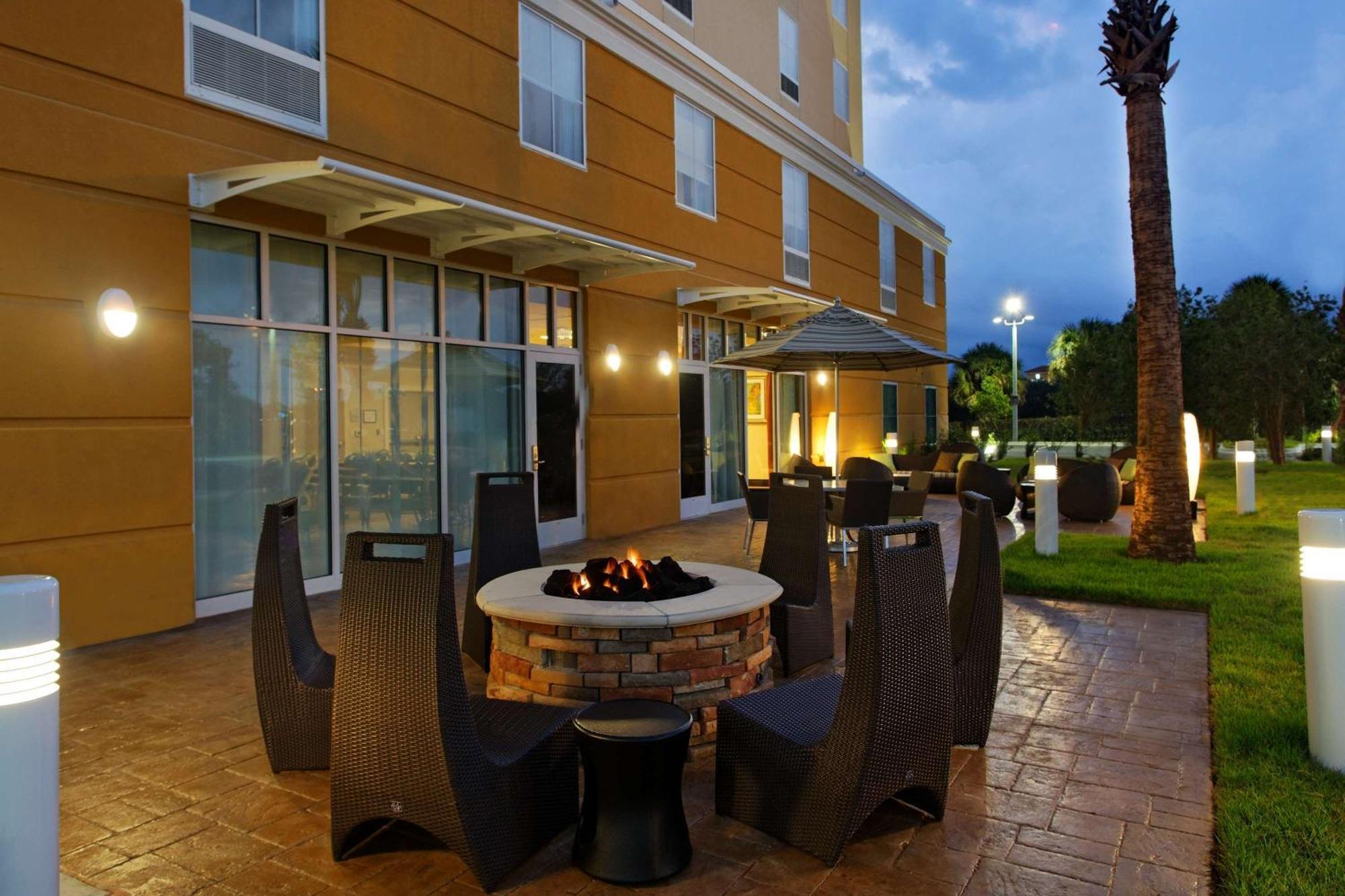 Hampton Inn & Suites Orlando North Altamonte Springs Esterno foto